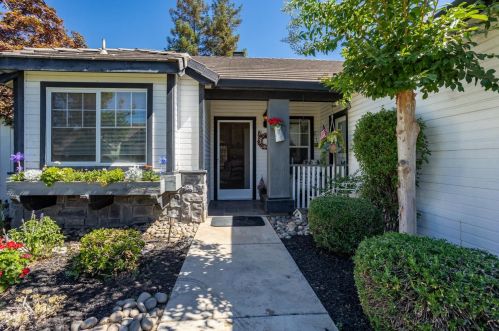 4605 Sun Ray Ln, Salida, CA 95368-9064