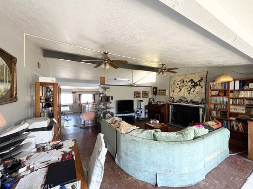 9931 Cris Ave, Anaheim CA  92804-5915 exterior