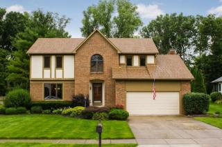 108 Academy Woods Dr, Columbus, OH 43230-2190