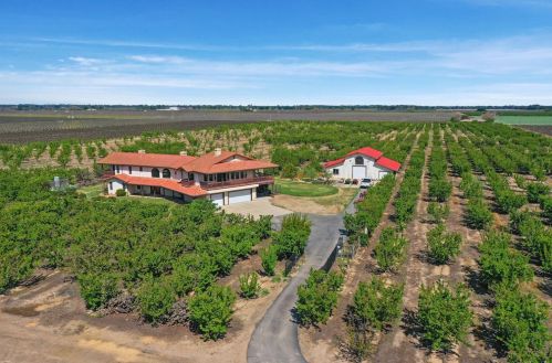 21421 Davis Rd, Lodi, CA 95242-9184
