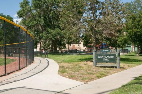 2711 Welton St, Denver CO  80205-2967 exterior