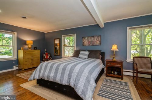 240 Bunker Hill Rd, Princeton NJ 08540-8514 exterior