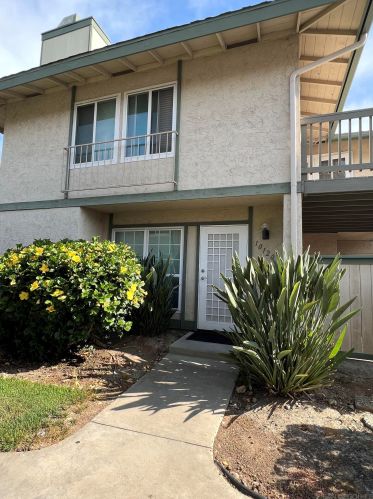 10120 Caminito Volar, San Diego, CA 92126-4104
