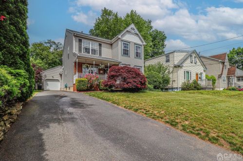 43 Homer Pl, Metuchen, NJ 08840-2006