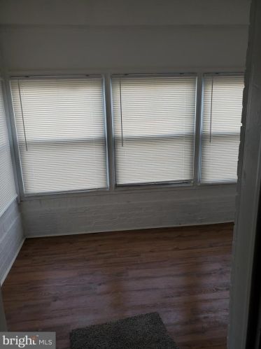 5341 Lindbergh Blvd, Philadelphia PA  19143-5829 exterior