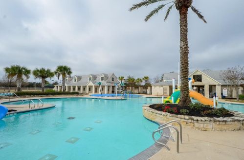 7511 Lone Star Jct St, Richmond TX 77406-7069 exterior