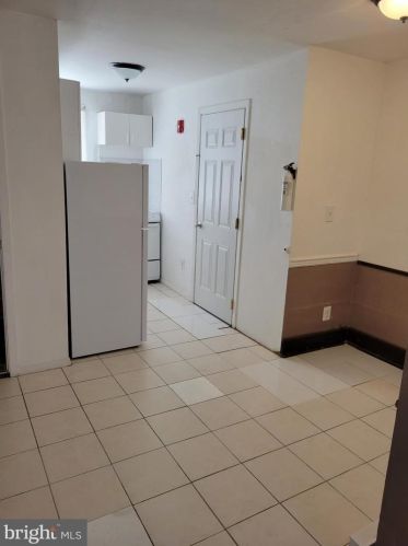 703 State St, Trenton NJ 08609-2008 exterior