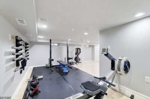 54 Kendal Ave, Maplewood NJ  07040-1143 exterior