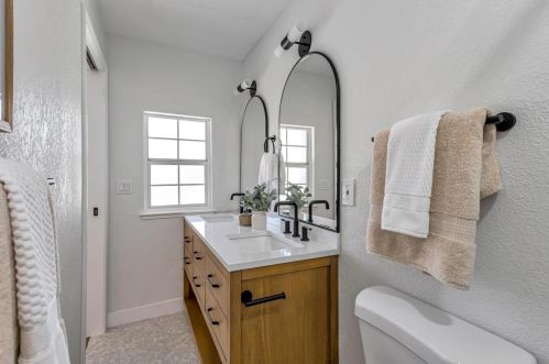 387 Smithwood St, Milpitas CA  95035-4126 exterior