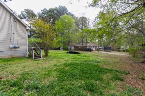 110 Elder Dr, Social Circle, GA 30025-4664