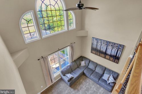 1443 Farm Cross Way, York PA  17408-8537 exterior