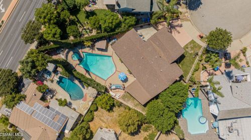 1564 Acapulco Ave, Simi Valley, CA 93065-4009