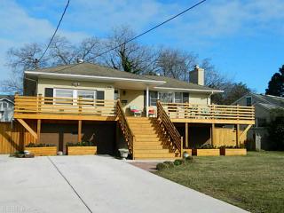 1216 Richmond Cres, Norfolk, VA 23508-1126