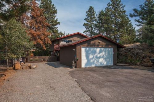 19898 Dovewood Pl, Bend, OR 97702-2546