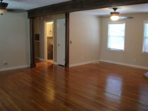 3962 Chamblee Dunwoody Rd, Atlanta GA  30341-1750 exterior