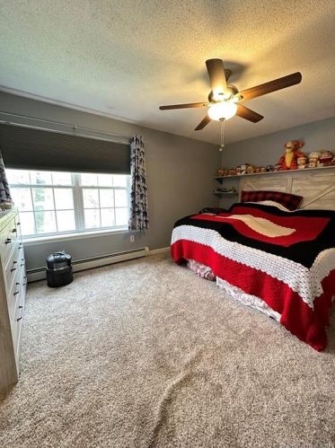 12 Tamarack Cir, Killingly CT  06241-1238 exterior