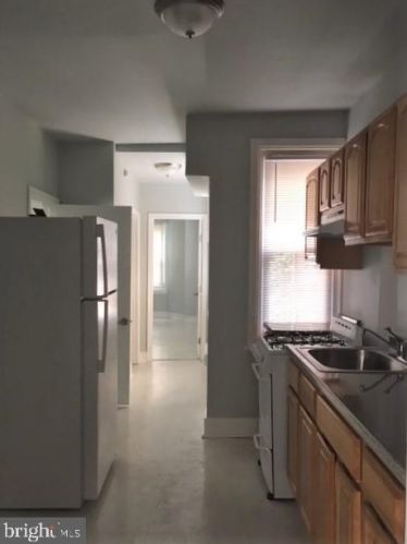 2143 29th St, Philadelphia PA  19121-1205 exterior