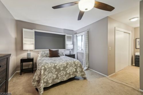 145 Nottingham Sq, Hackettstown NJ  07840-4236 exterior