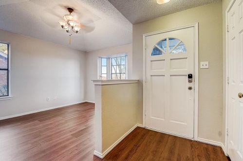 3019 Cemetery Hl Rd, Carrollton TX 75007-5651 exterior