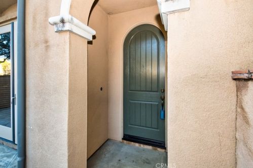 66 White Sage, Irvine CA 92618-8803 exterior