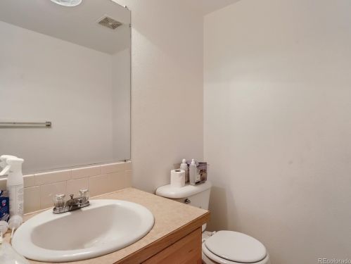 954 Monroe Ave, Loveland CO  80537-4945 exterior