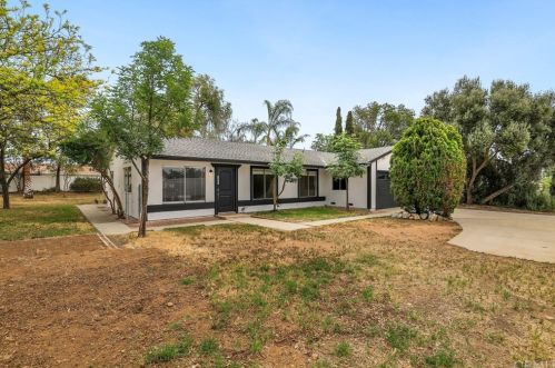 4281 Tola Ct, Riverside, CA 92509-5760