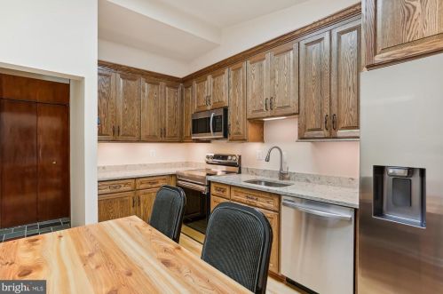 11510 Lockhart Pl, Silver Spring MD 20902-3166 exterior