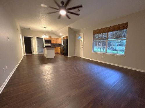 10642 Royal Pines Dr, Conroe TX  77303-2784 exterior