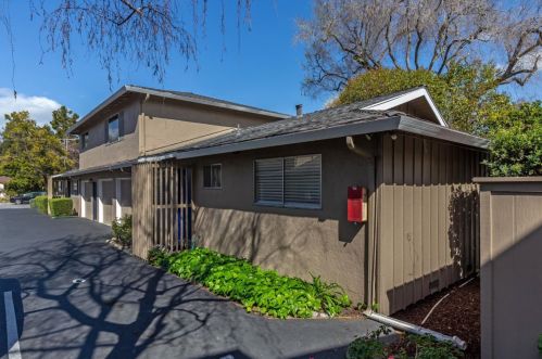 1921 Rock St, Mountain View, CA 94043-2548