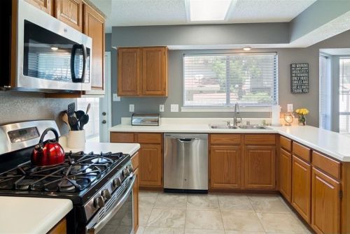 5509 Crater Lake Dr, Fort Worth TX  76137-4455 exterior