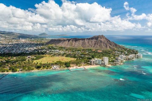 3715 Diamond Head Cir, Honolulu HI  96815-4424 exterior