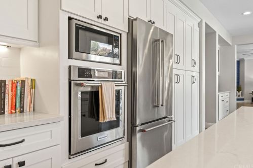17426 Half Moon Ct, Riverside CA  92503-7055 exterior