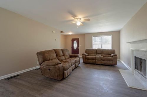 1910 Old Rex Morrow Rd, Morrow, GA 30260-1220