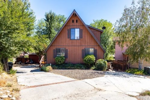 4700 Silver Saddle Ln, Lake Nacimiento, CA 93446-4231