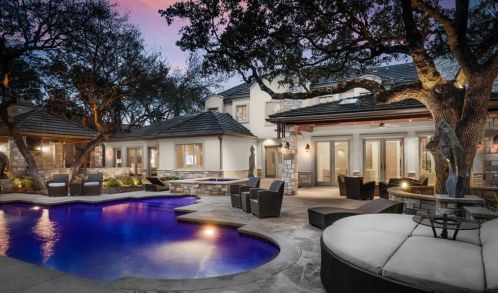 8300 Chalk Knl Dr, Austin TX  78735-1703 exterior