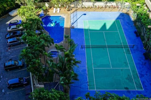 1684 Ala Moana Blvd, Honolulu HI  96815-1425 exterior