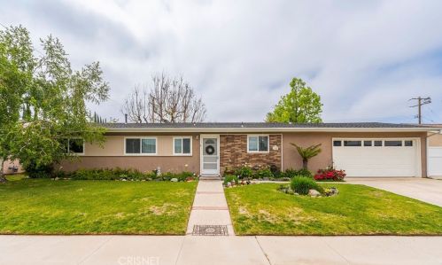 1742 Caballero St, Simi Valley, CA 93065-4814