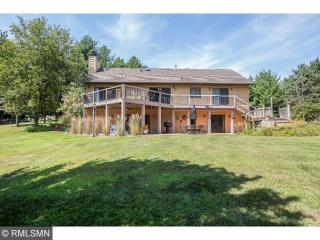 9955 Perkins Ave, Stillwater, MN 55082-9226