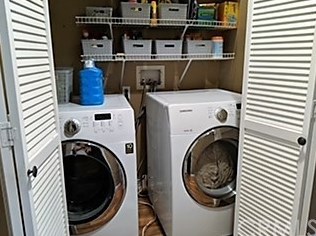 193 Cape Elizabeth Way, Riverside CA  92506-6178 exterior