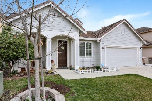 9649 Sea Cliff Way, Elk Grove, CA 95758-7131