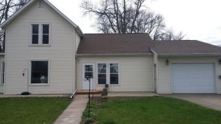 203 Lyon St, Saint Leo, MN 56264-9601