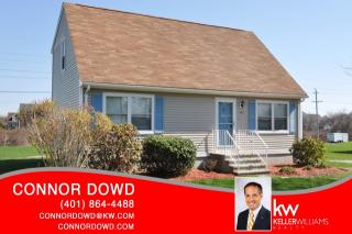 144 Pasture Farm Dr, Middletown, RI 02842-7906