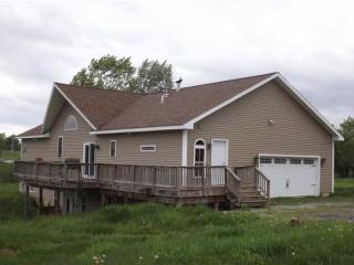 173 Heald Rd, Sheldon VT  05483-9608 exterior