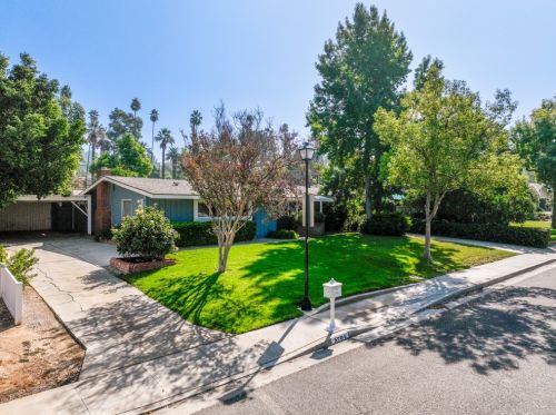 5704 Abilene Rd, Riverside, CA 92506-3302