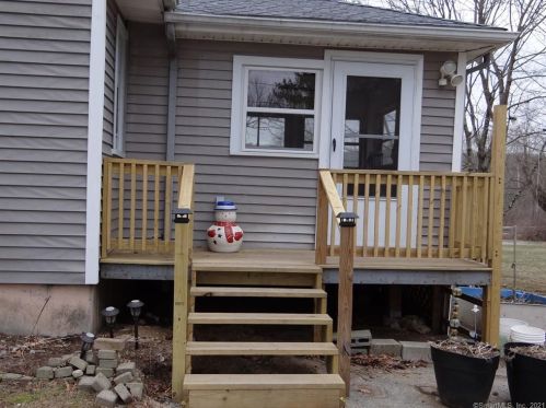 9 Sullivan Rd, Colchester, CT 06420-3607