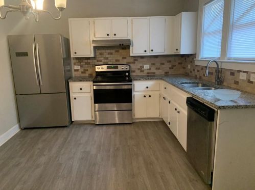 1871 Ctr Ave, Atlanta GA  30344-4704 exterior