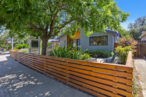 1731 Begen Ave, Mountain View, CA 94040-3722