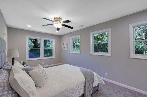 1976 Dering Cir, Atlanta GA  30345-1612 exterior