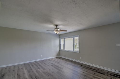 1601 180 Pl, Hammond IN 46324-3308 exterior