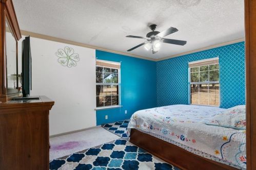 200 Blisard Rd, Webberville TX 78621-5018 exterior